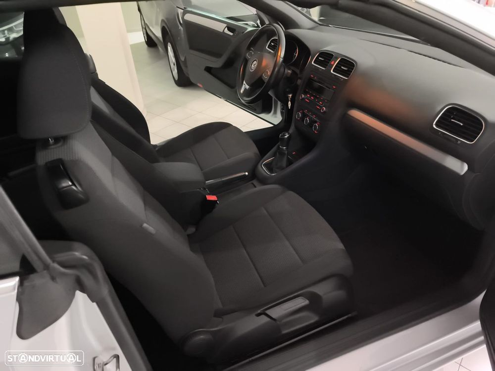 VW Golf Cabriolet 1.6 TDi BlueMotion - 11