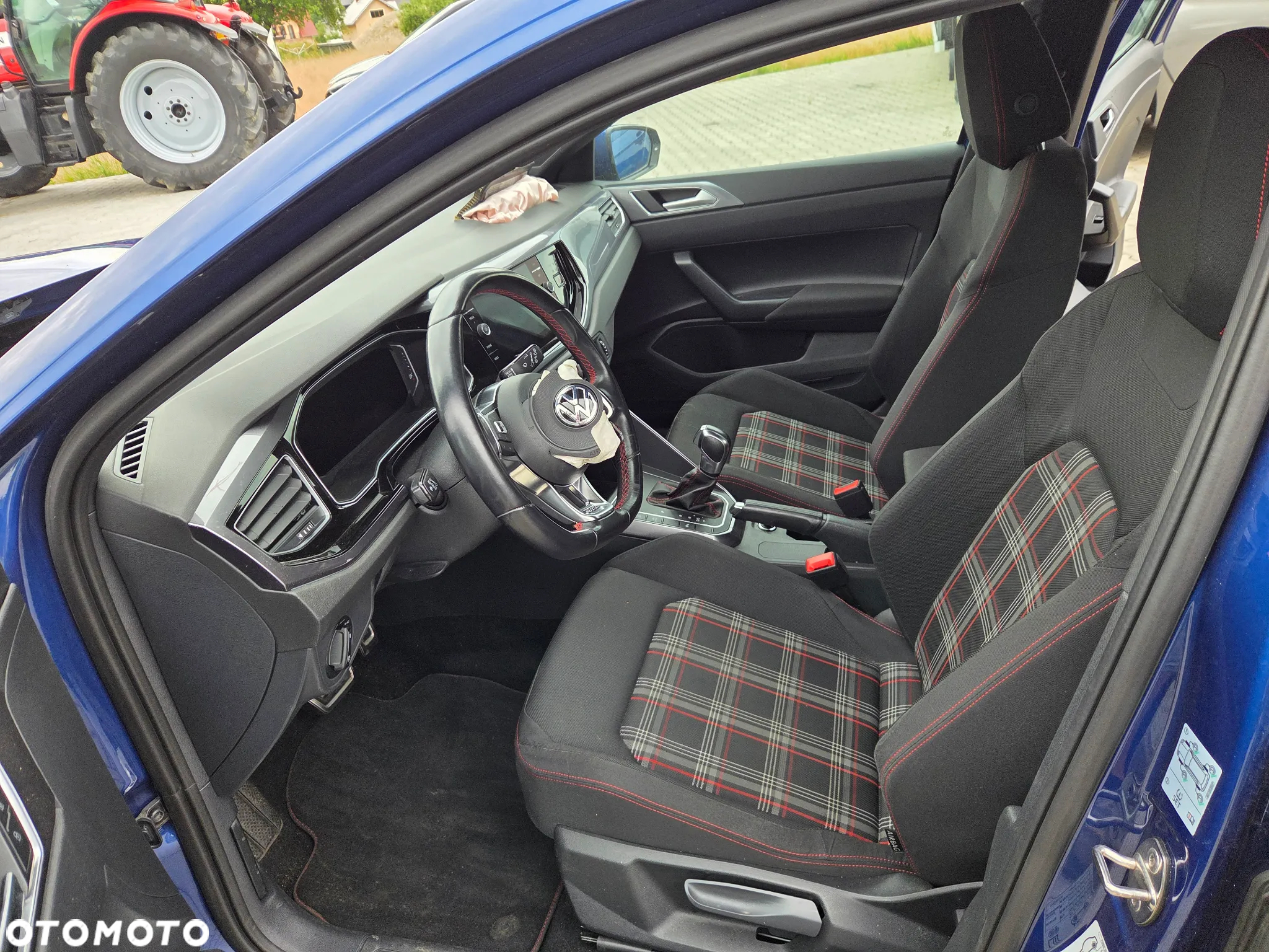 Volkswagen Polo - 9
