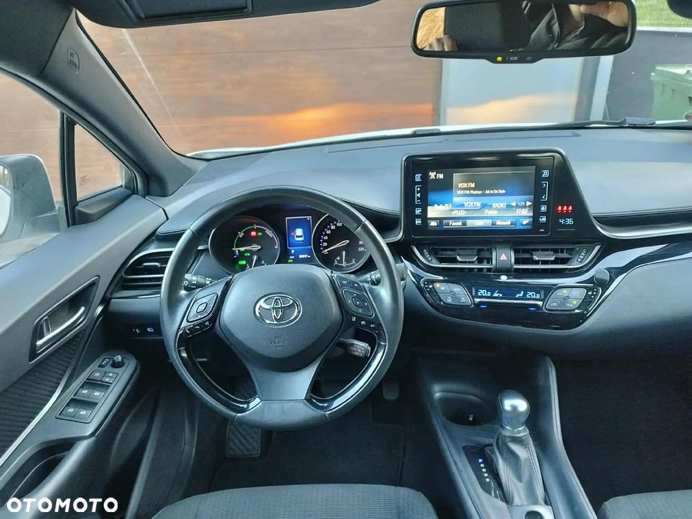 Toyota C-HR 1.8 Hybrid Dynamic - 10