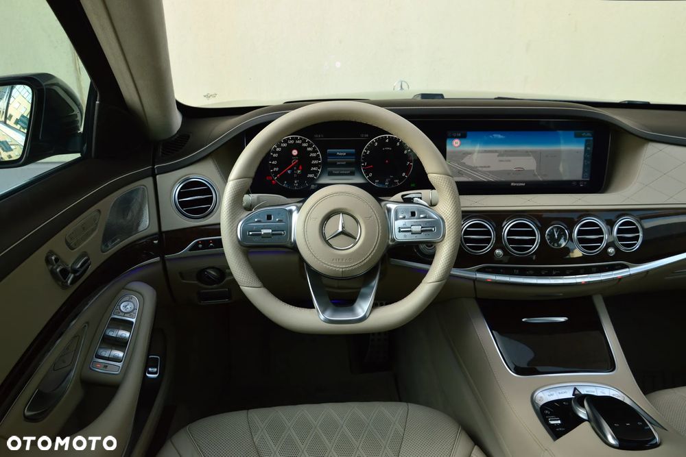Mercedes-Benz Klasa S 560 4Matic 9G-TRONIC - 25