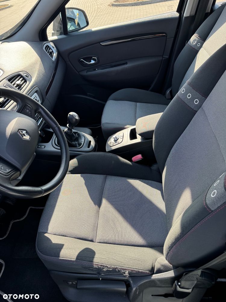 Renault Grand Scenic - 5