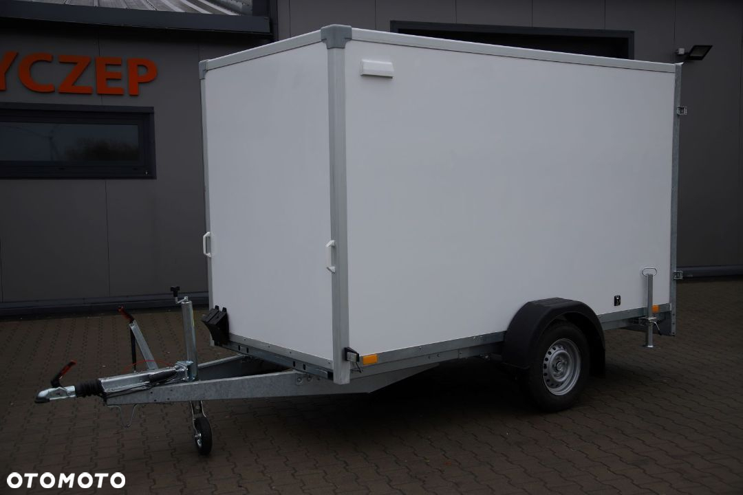 Niewiadów Furgon F1330HD - 3