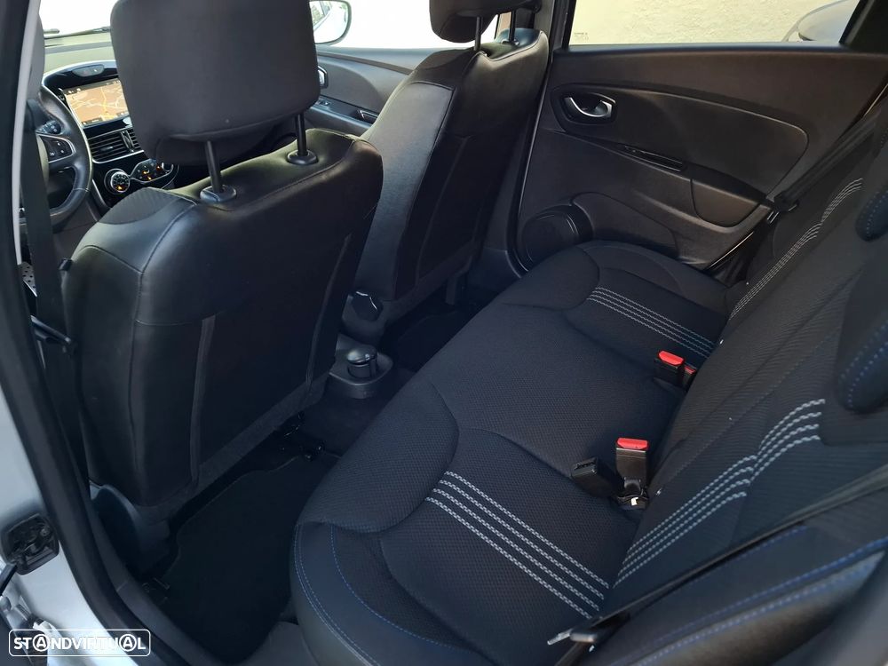 Renault Clio Sport Tourer 1.5 dCi GT Line - 25
