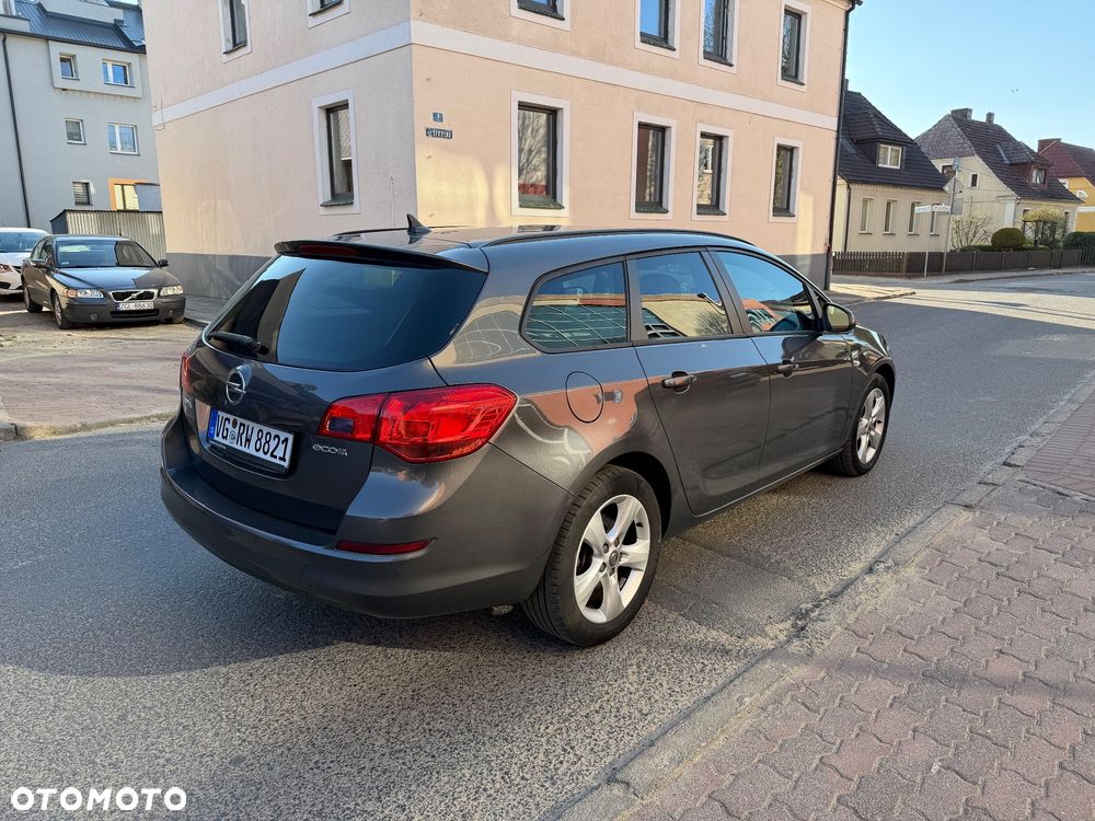 Opel Astra - 4