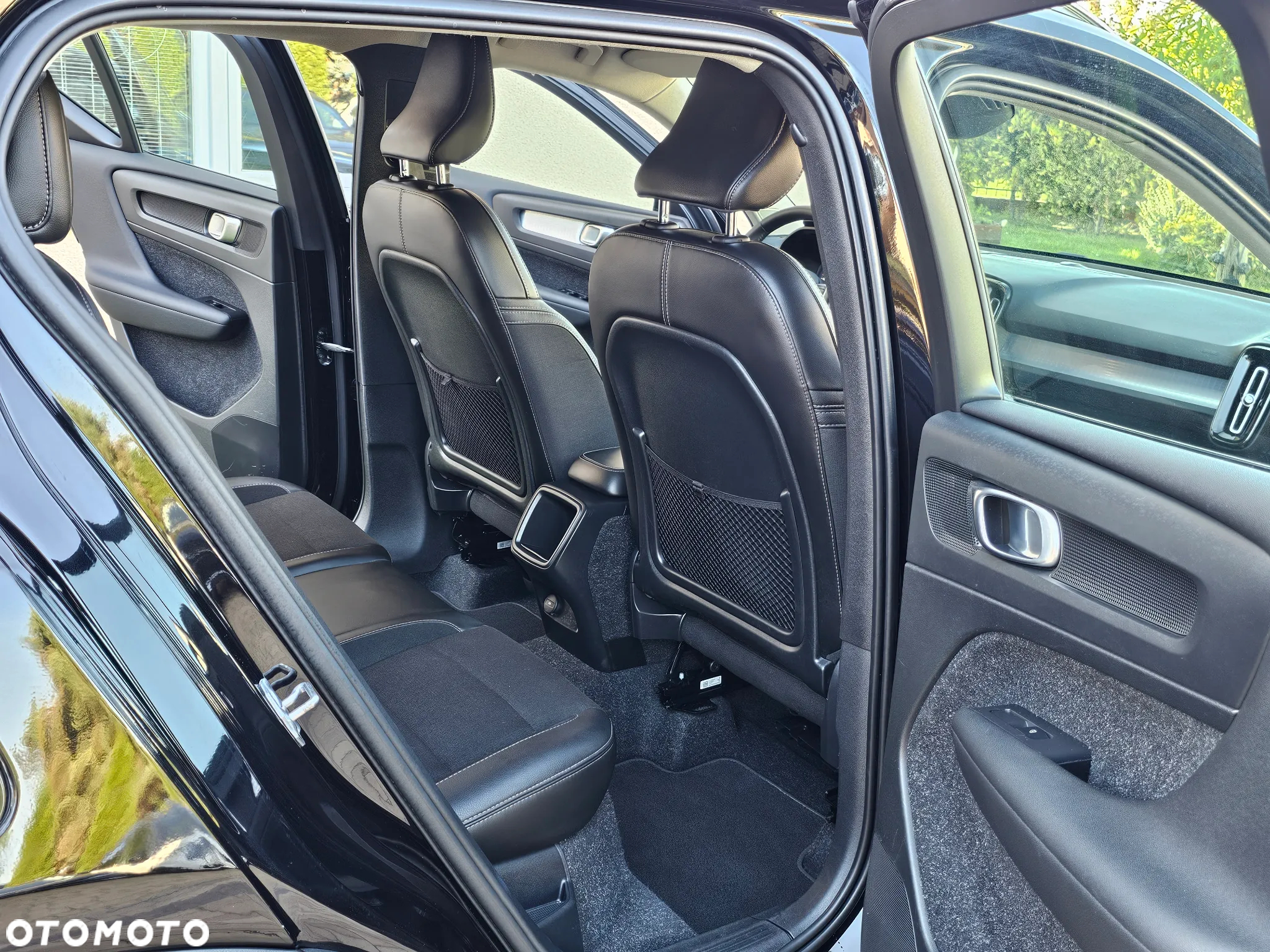 Volvo XC 40 D3 Momentum Pro - 31
