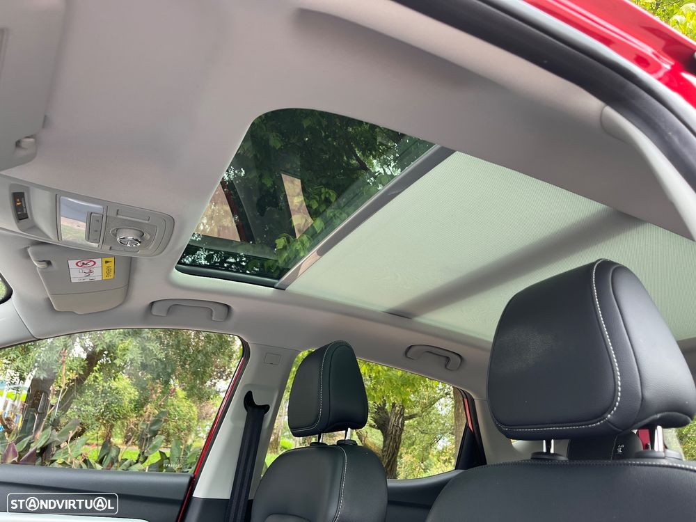 MG ZS Luxury - 31