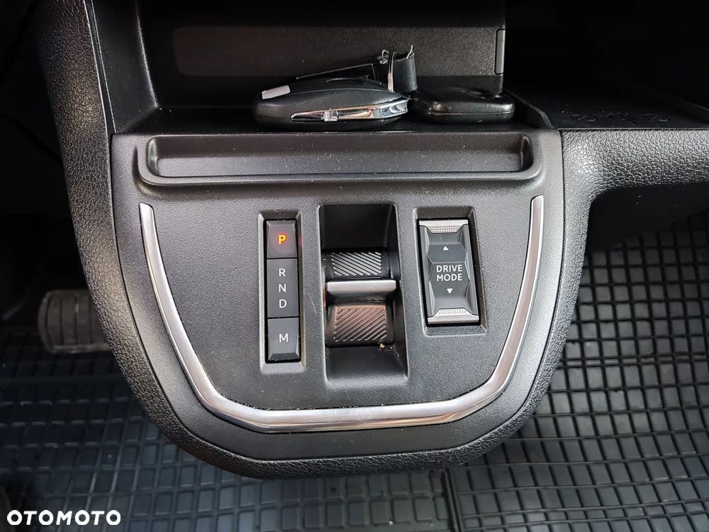 Peugeot Traveller 2.0 BlueHDi Long Business EAT8 - 20