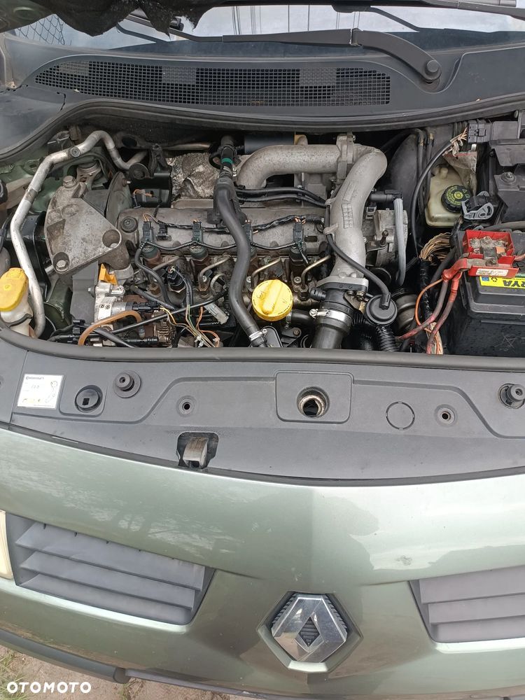 Renault Megane 1.9 dCi Luxe Dynamiq - 4