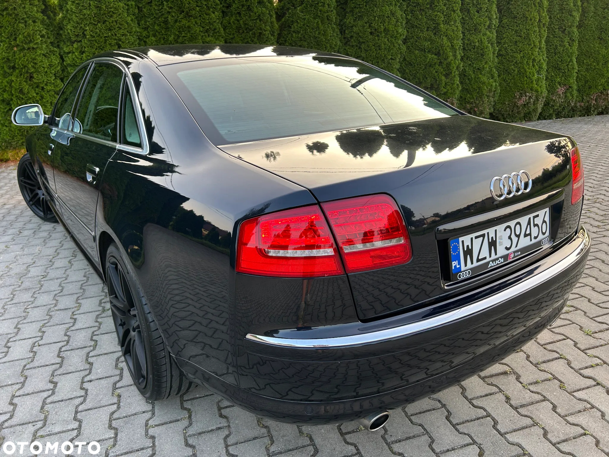 Audi A8 4.2 FSI L Quattro - 13