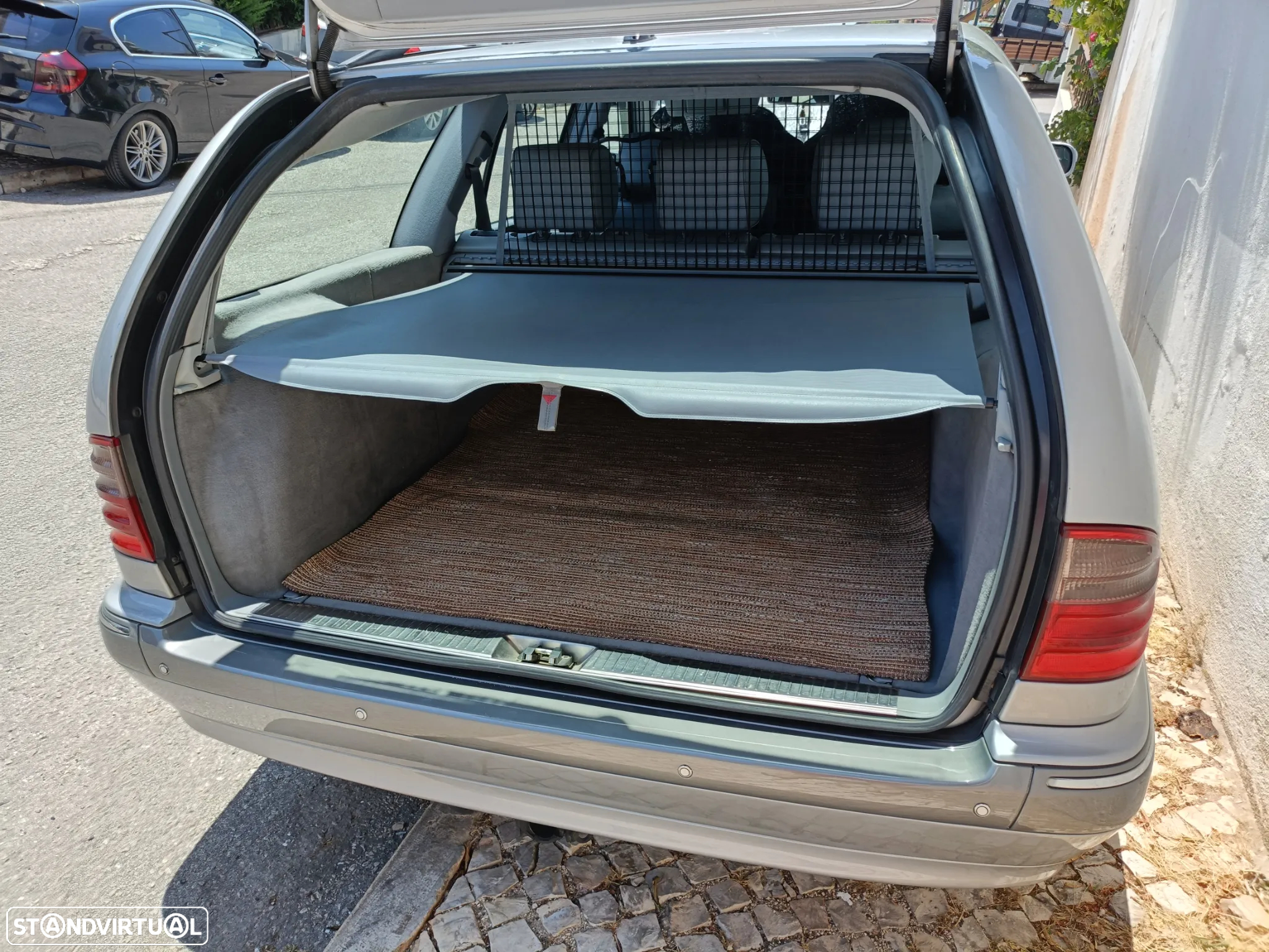 Mercedes-Benz E 270 - 4