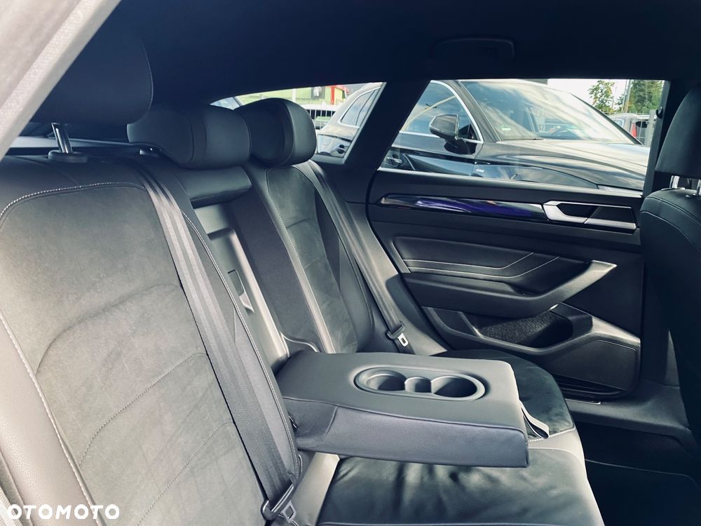 Volkswagen Arteon 2.0 TDI R-Line DSG - 38