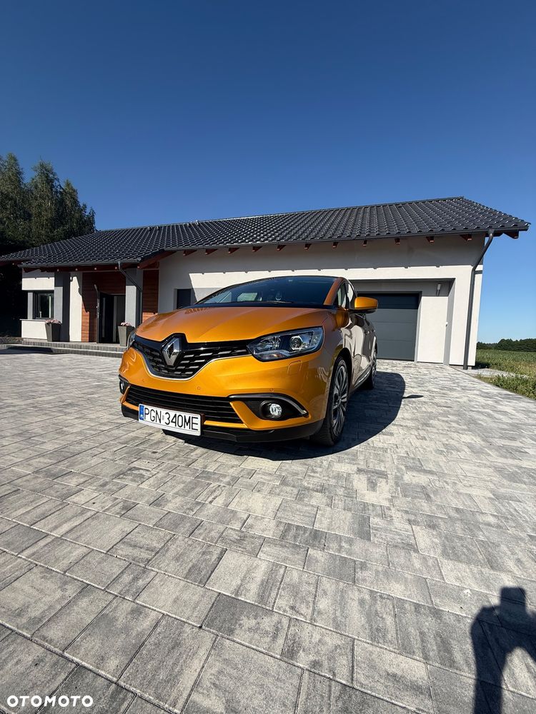 Renault Scenic - 1