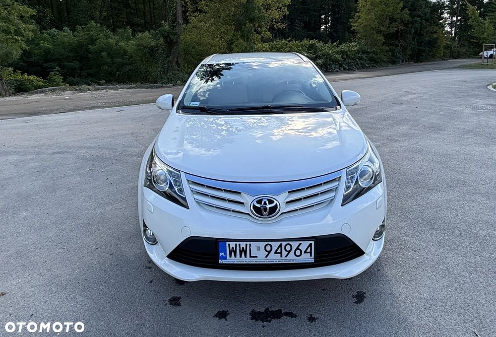 Toyota Avensis 1.8 Premium MS - 5