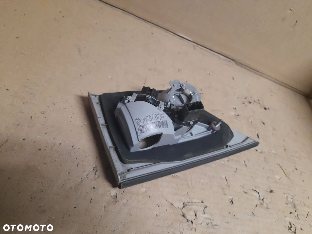 BMW X3 E83 05r lampa lewa tyl w klape 3418443 - 3