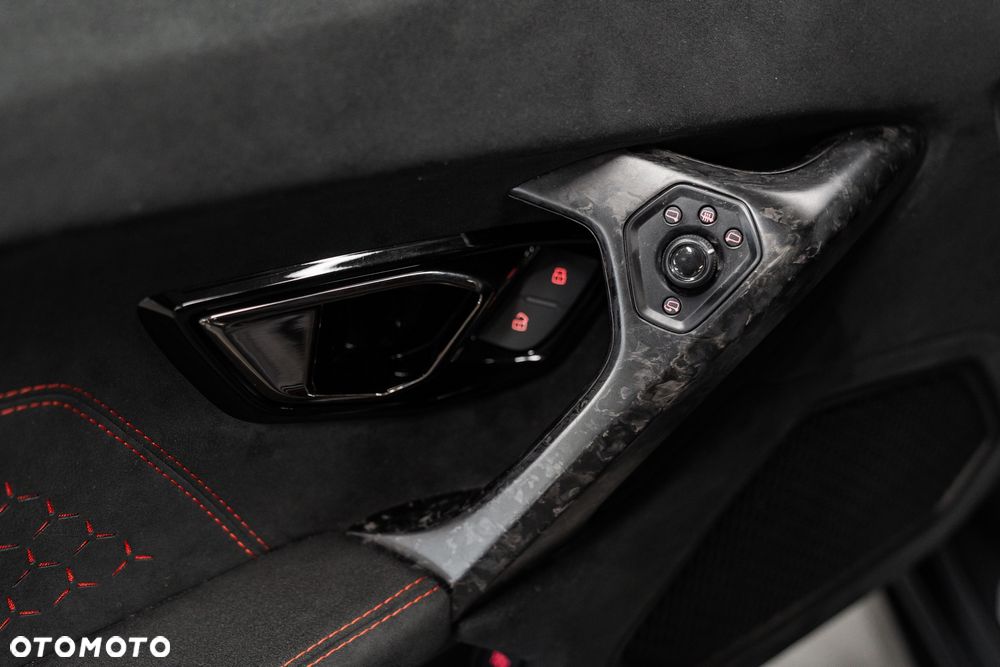 Lamborghini Huracan Performante - 38