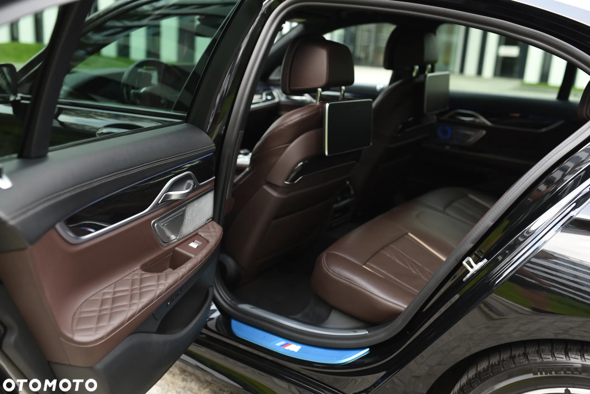 BMW Seria 7 740d xDrive - 27