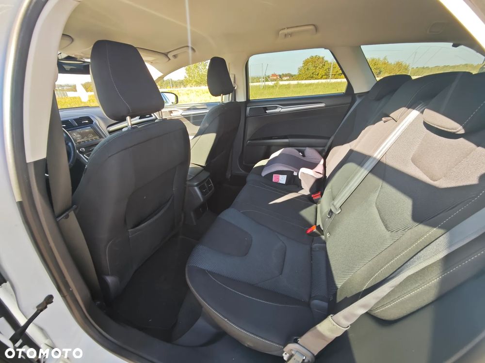 Ford Mondeo 2.0 TDCi STart-Stopp PowerShift-Aut Titanium - 12