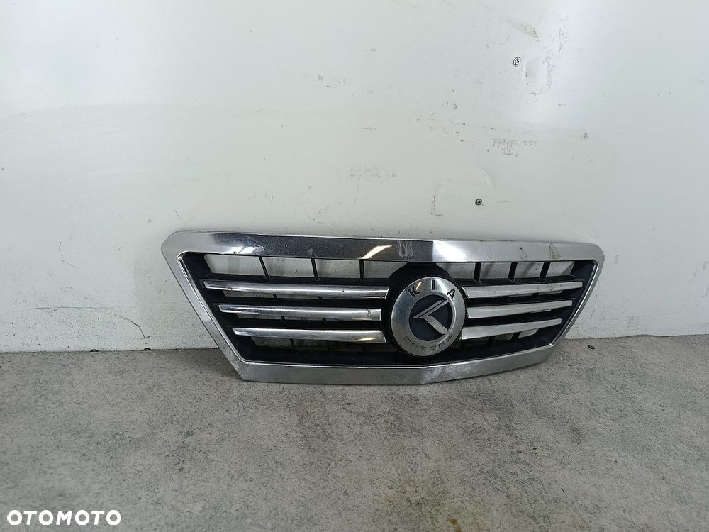 ATRAPA GRILL GRIL KIA SORENTO I - 5