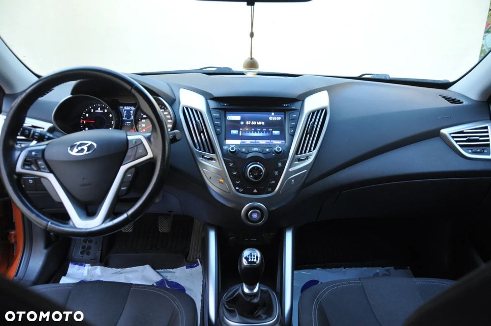 Hyundai Veloster 1.6 GDI Premium - 15