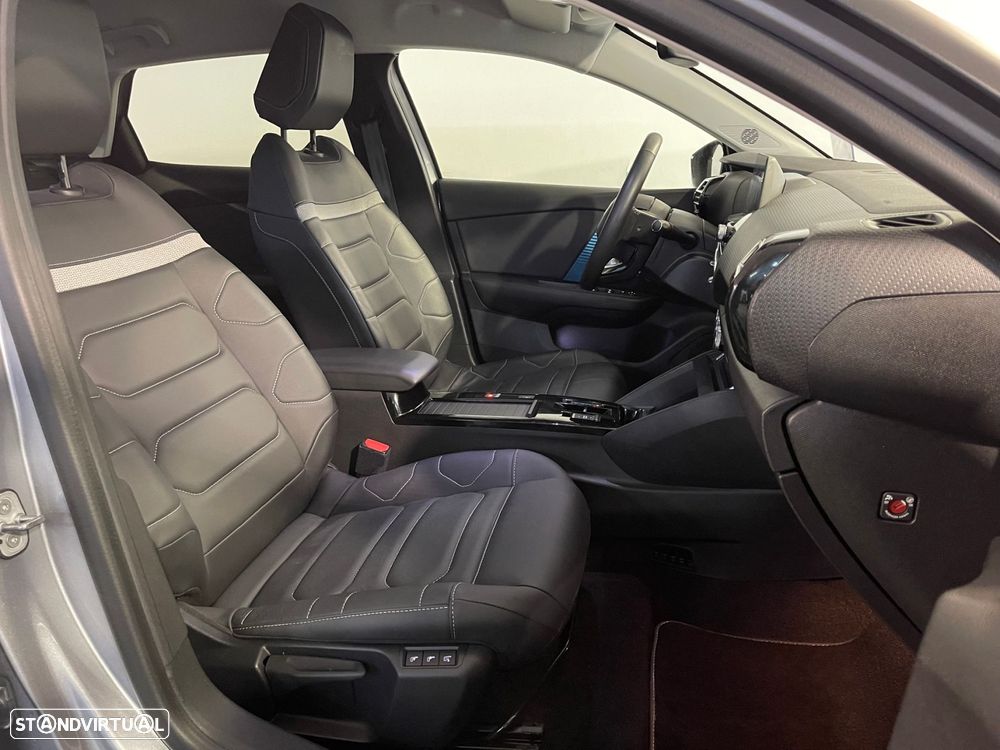 Citroën e-C4 50 kWh Shine - 17