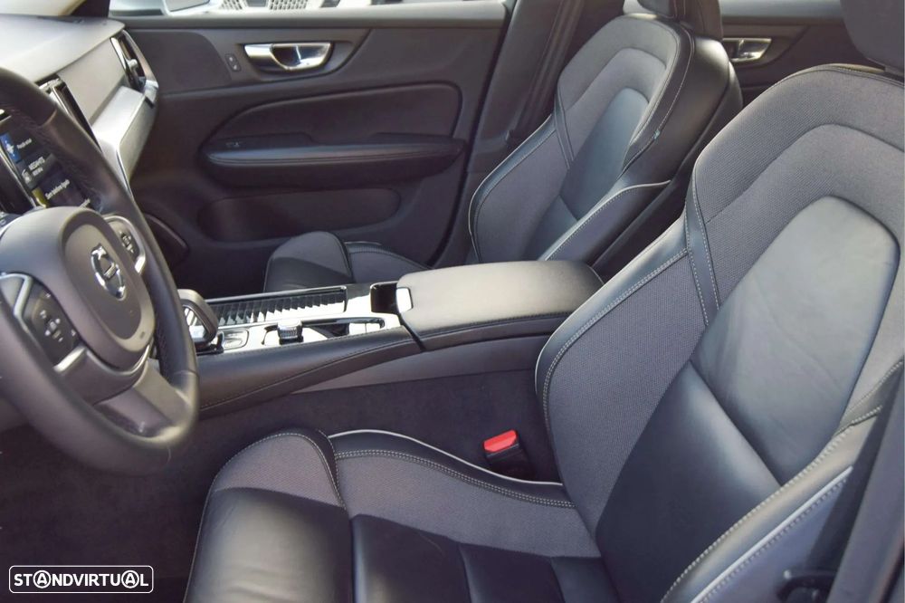 Volvo V60 2.0 T6 AWD TE Inscription Expression - 28