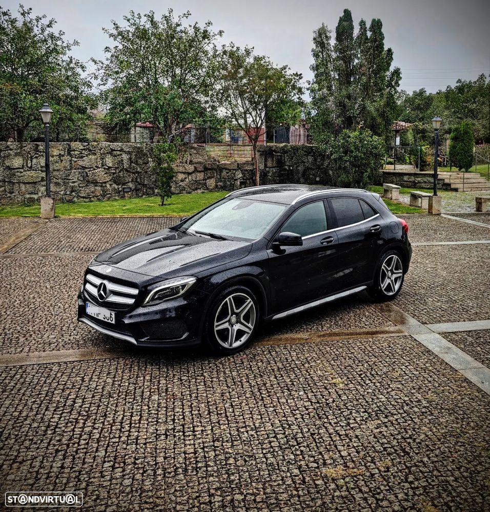 Mercedes-Benz GLA 200 7G-DCT AMG Line - 2