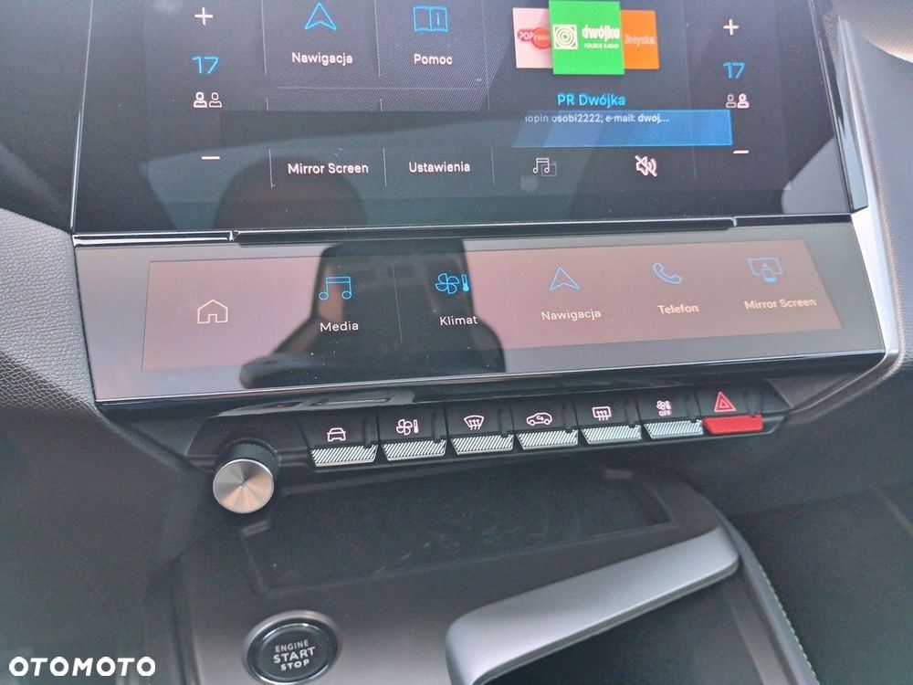 Peugeot 408 1.6 Plug-In Hybrid 225 GT EAT8 - 25