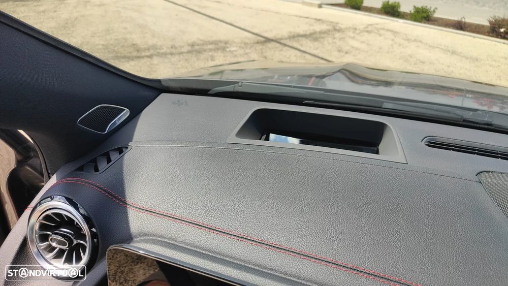 Mercedes-Benz EQA 250 AMG Line - 17