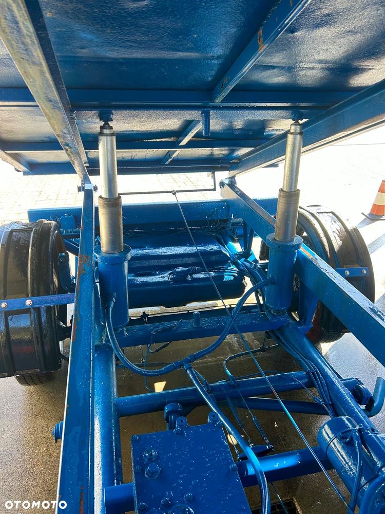 Mercedes-Benz MB 100 - 11