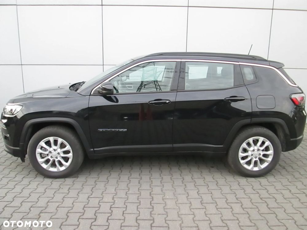 Jeep Compass - 35