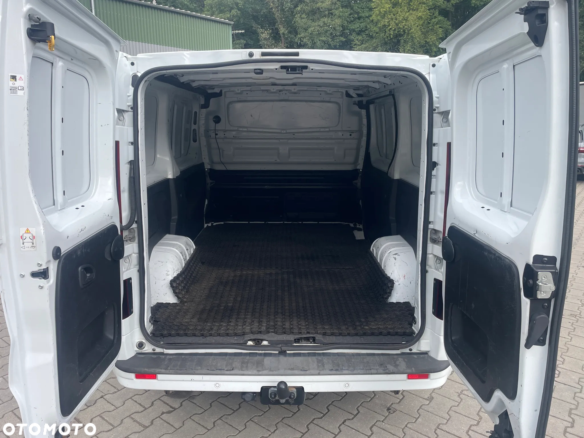 Renault Trafic - 9