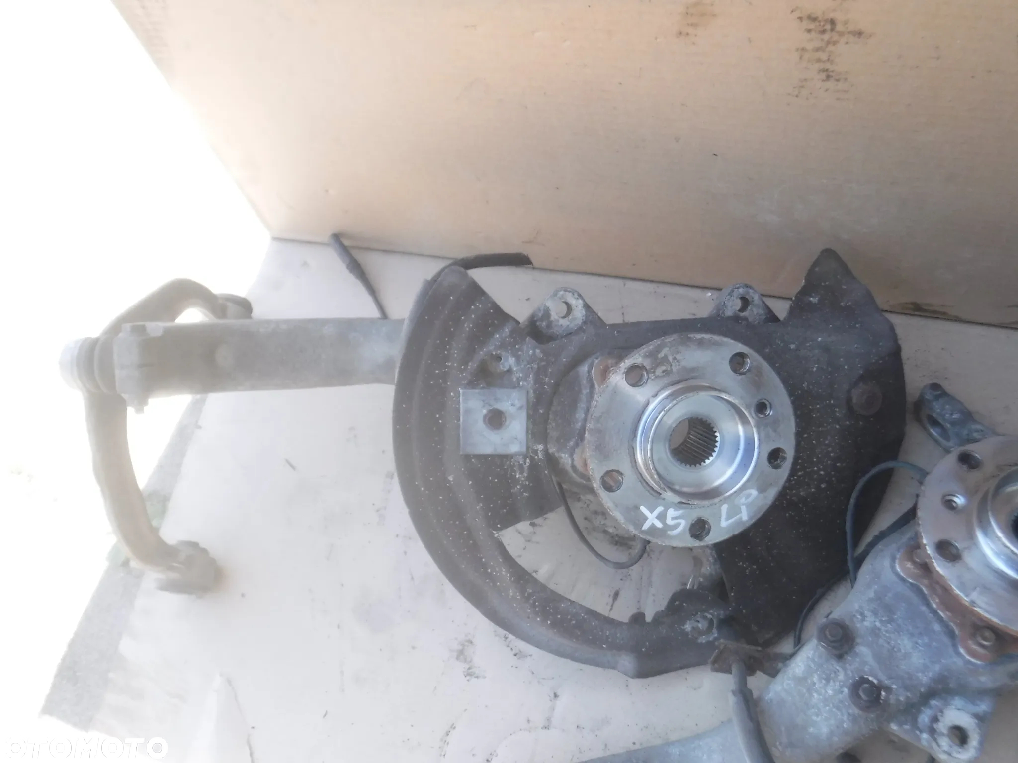 Bmw X5 E70 X6 E71 3.0 sd 286ps  zwrotnica nowa piasta lozysko przod prawa lewa - 3