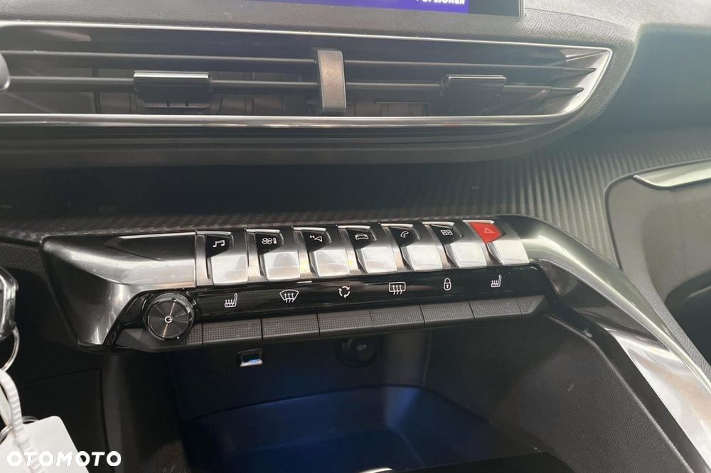 Peugeot 3008 BlueHDi 130 Stop & Start EAT8 Allure - 10