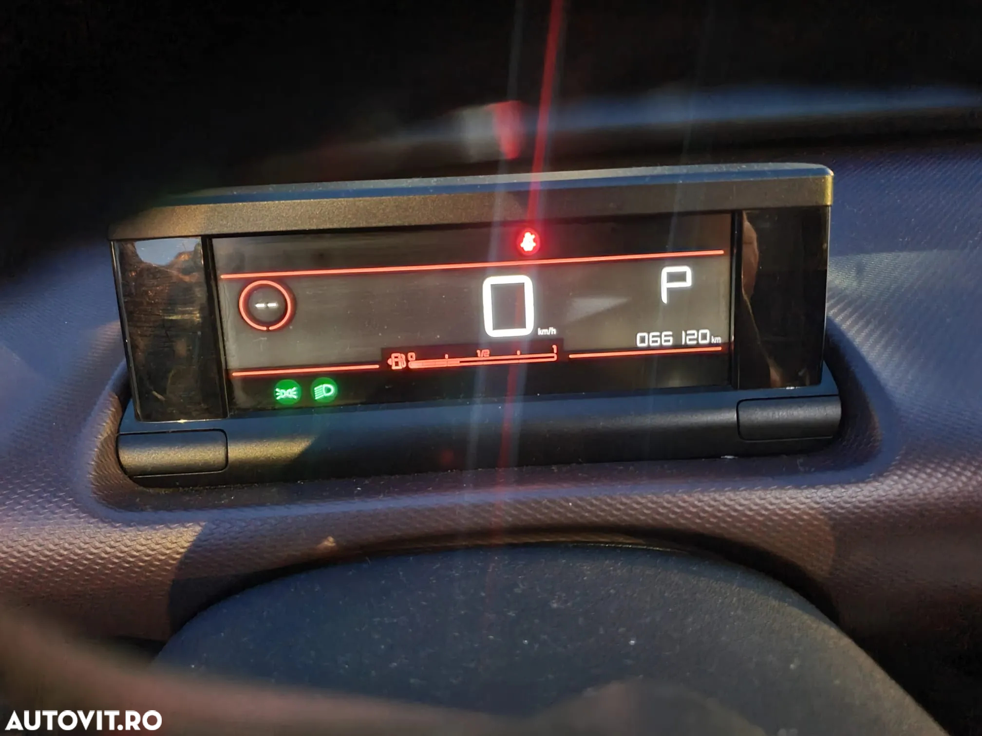 Citroën C4 Cactus Pure Tech 110 Stop&Start EAT6 Selection - 22