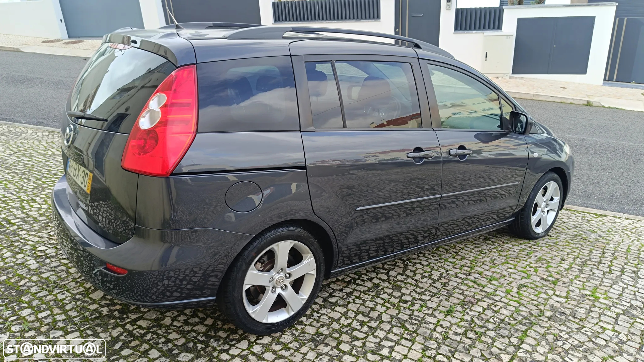 Mazda 5 MZR-CD 2.0 Exclusive - 3