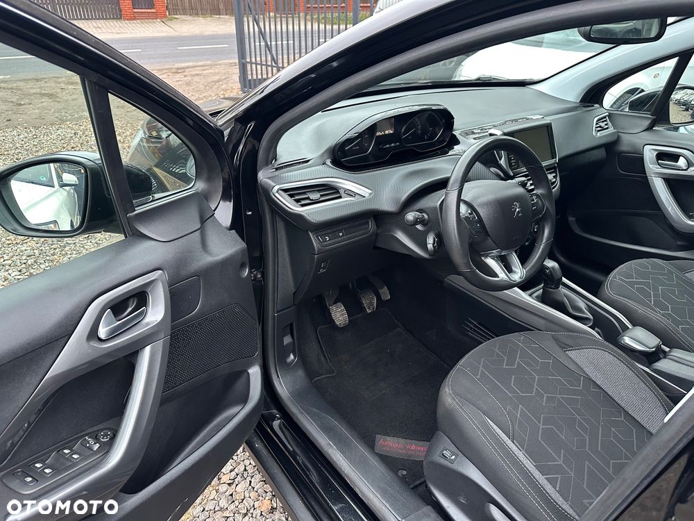 Peugeot 2008 PureTech 82 Allure - 13