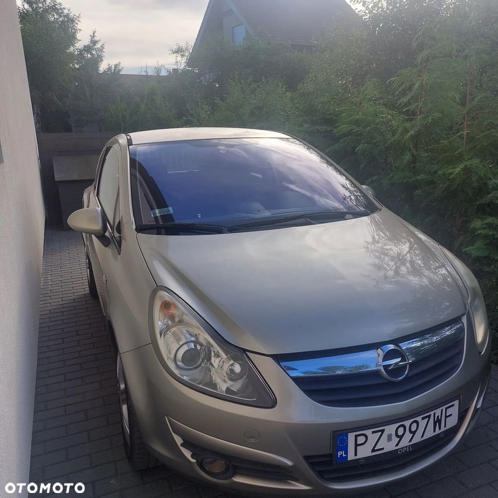 Opel Corsa 1.2 16V Cosmo - 9