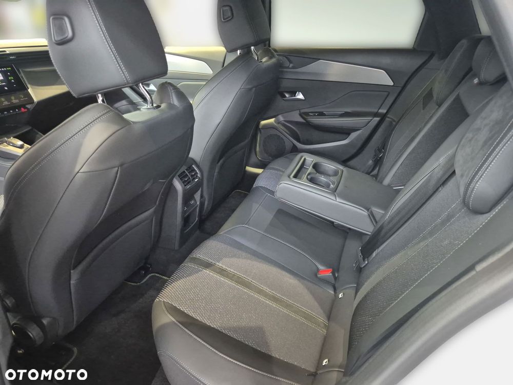 Peugeot 308 1.2 PureTech GT S&S EAT8 - 24