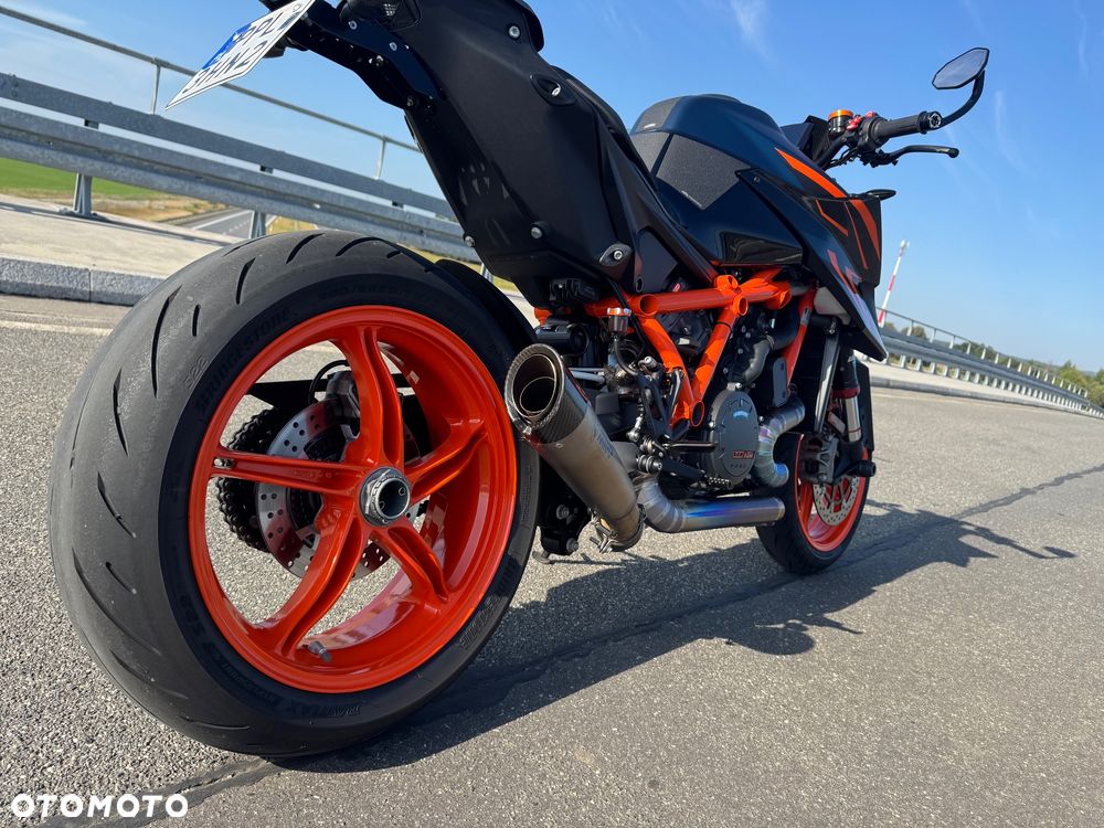 KTM Super Duke - 18