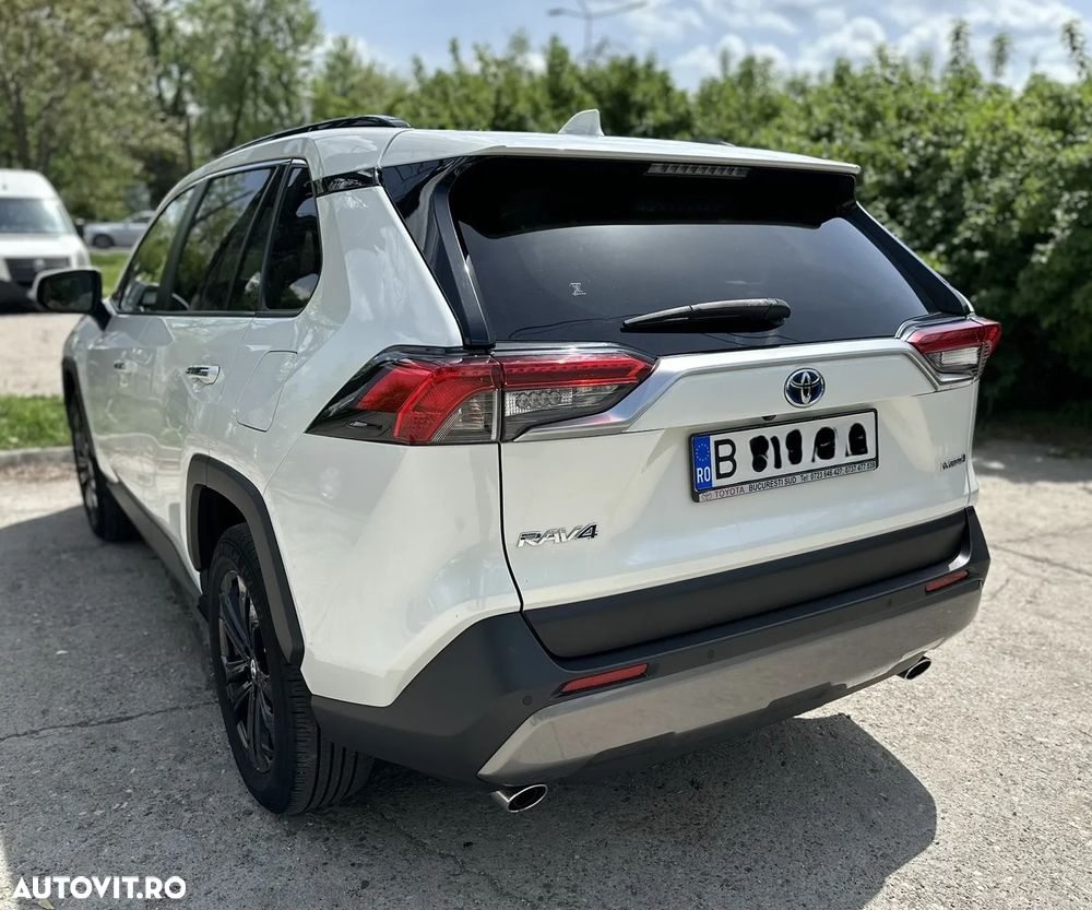 Toyota RAV4 - 2