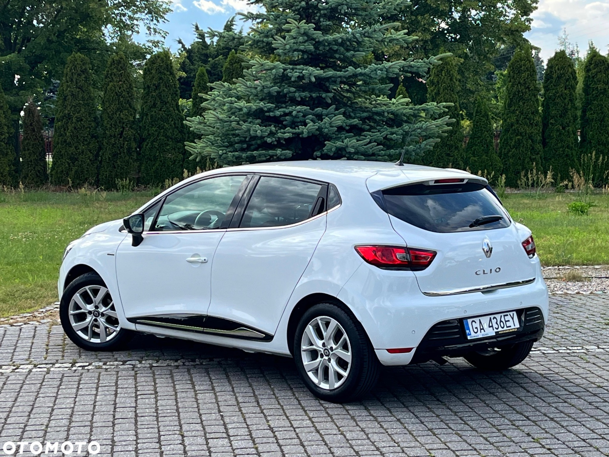 Renault Clio 0.9 TCe Limited - 11