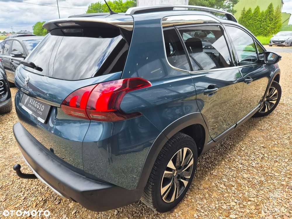 Peugeot 2008 1.2 Pure Tech Allure S&S - 3