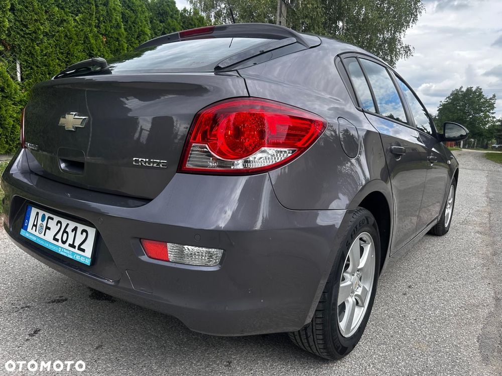 Chevrolet Cruze 1.8 LT+ - 5