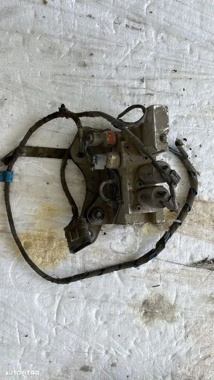 Bloc supape suspensie hidraulica Mercedes ML-Class W166 GL- Class X166 a1663201158 - 1