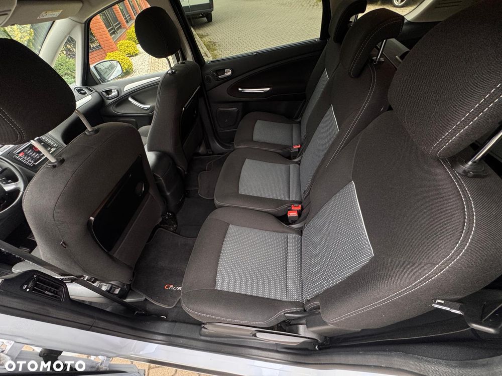 Ford S-Max - 26