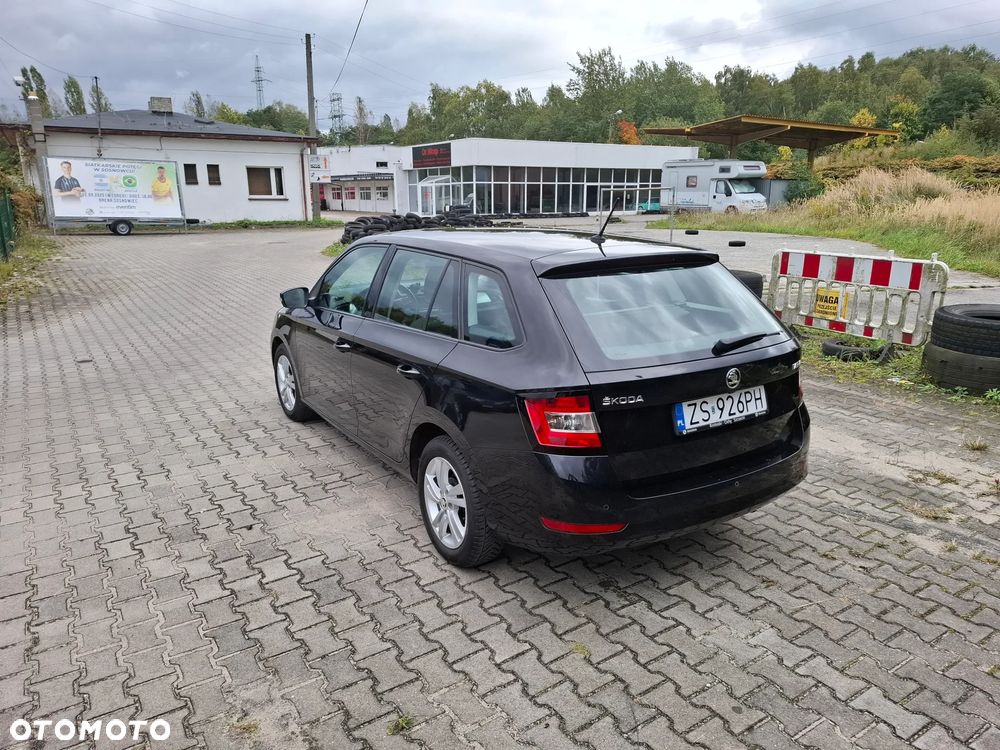 Skoda Fabia 1.0 Ambition - 13