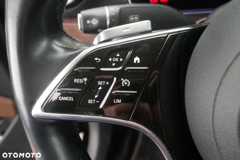 Mercedes-Benz Klasa E - 24