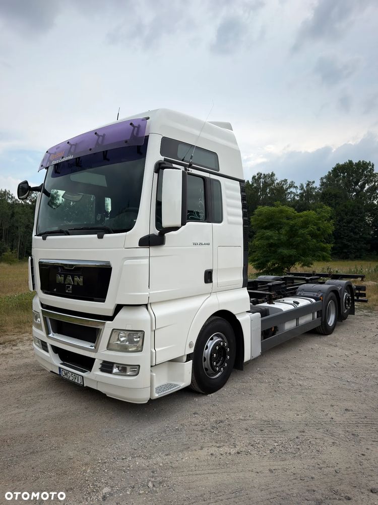 MAN TGX - 12