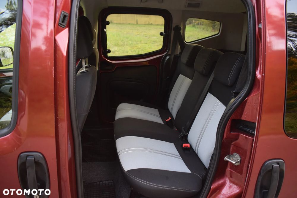 Fiat Qubo - 12