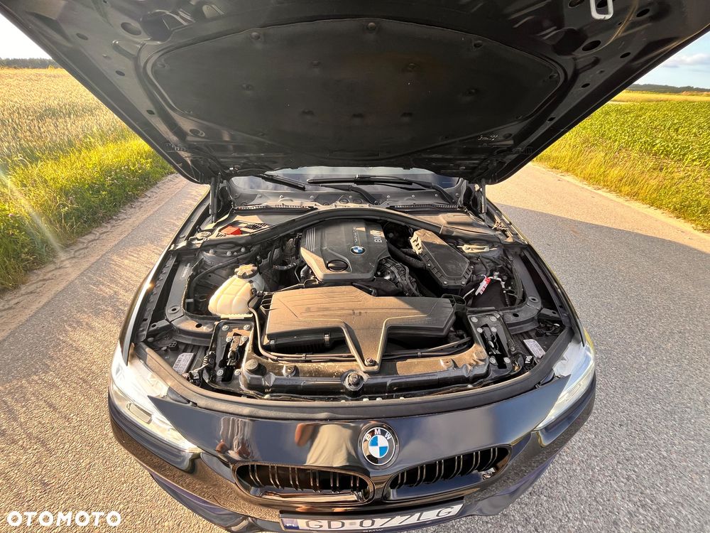 BMW Seria 3 318d Sport Line - 23